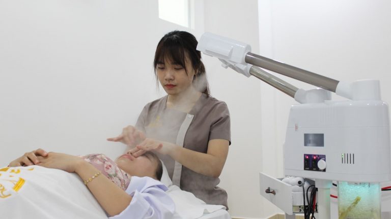 nước cất sử dụng trong spa