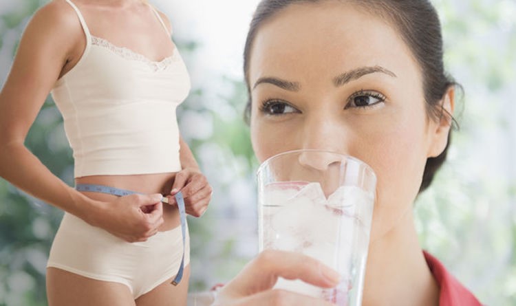 Uống nước lọc thay nước ngọt giúp giảm cân hiệu quả