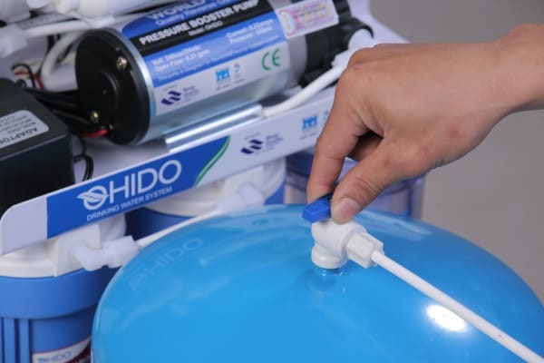 Kiểm tra sự cố bình áp máy lọc nước