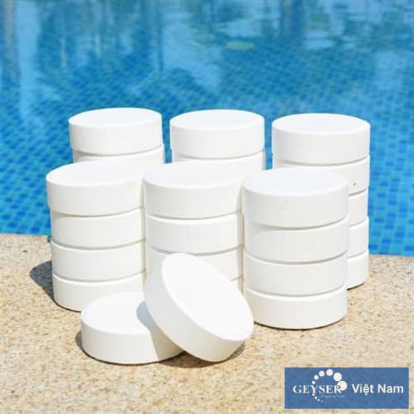 Viên Clo dạng nén thường được dùng để làm sạch nước