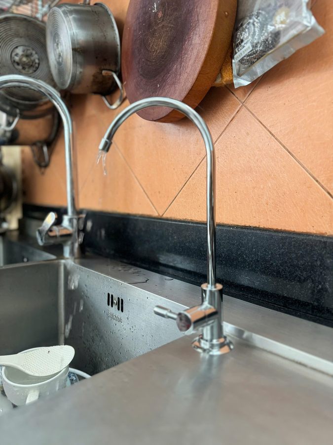 Ảnh lắp đặt thực tế máy lọc nước chuẩn khoáng Geyser Ecotar Lux.
